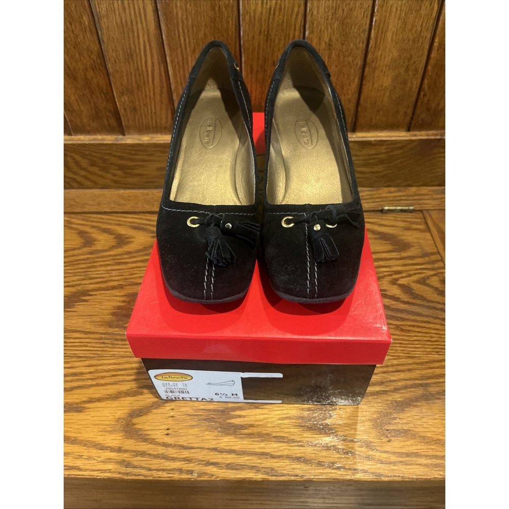 Talbots Black Gretta2 Suede Leather Wedge Heel Tassel Shoes Women's 6 1/2M EUC